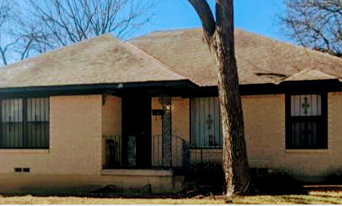 3 BEDROOMS&nbsp; |&nbsp; 2 FULL BATHS&nbsp; |&nbsp; 1,721 SQ FT&nbsp; |&nbsp; .27 ACRE HEATING: GAS HEATING: GAS AMENETIES / APPLIANCES: Dishwasher, Stove / Oven Hardwood Flo