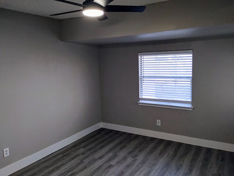 3 BEDROOMS&nbsp; |&nbsp; 2 FULL BATHS&nbsp; |&nbsp; 1,721 SQ FT&nbsp; |&nbsp; .27 ACRE HEATING: GAS HEATING: GAS AMENETIES / APPLIANCES: Dishwasher, Stove / Oven Hardwood Flo